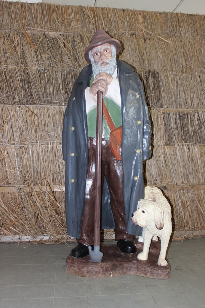 52 - Pastore con cane - Anno 2014 - San Germano S.r.l. - Associazione Il Tempo della Memoria - Presepe di Stintino