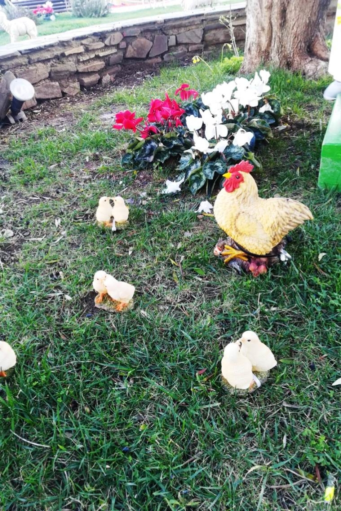 92 - Gallina con Pulcini - Anno 2016 - Francesca Sechi - Associazione Il Tempo della Memoria - Presepe di Stintino